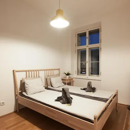 Designer Apartment In The City Center Vienna Exterior photo