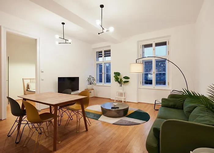 Designer Apartment In The City Center